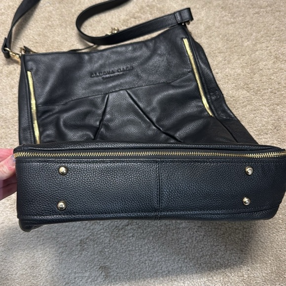 Aleysa Bags Maribelle Travel Bag - Picture 4 of 15